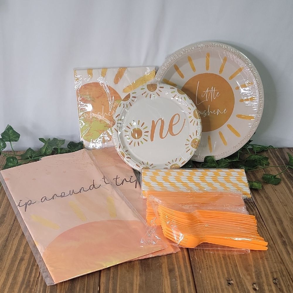 Sunshine. Disposable Tableware Set for A One Year Old Party. NWT